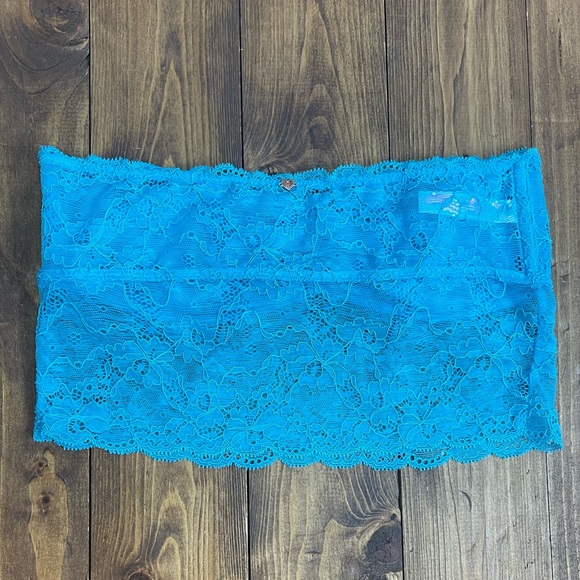 Pink by Victoria’s Secret bright turquoise lace Bandeau bra size small - Picture 2 of 5